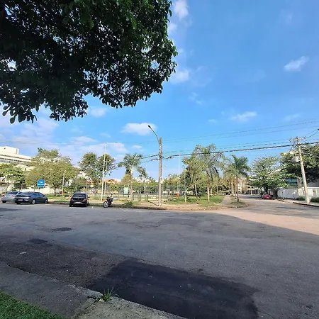 Quarto em Apto confortável 10 min da praia do Recreio RJ-3