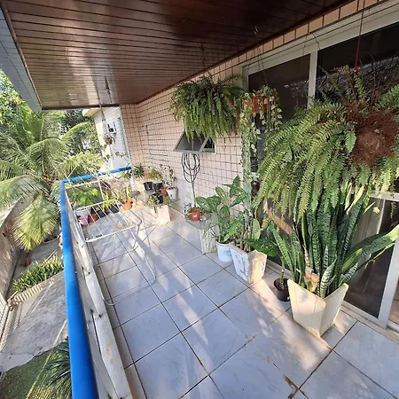 Quarto em Apto confortável 10 min da praia do Recreio RJ-2